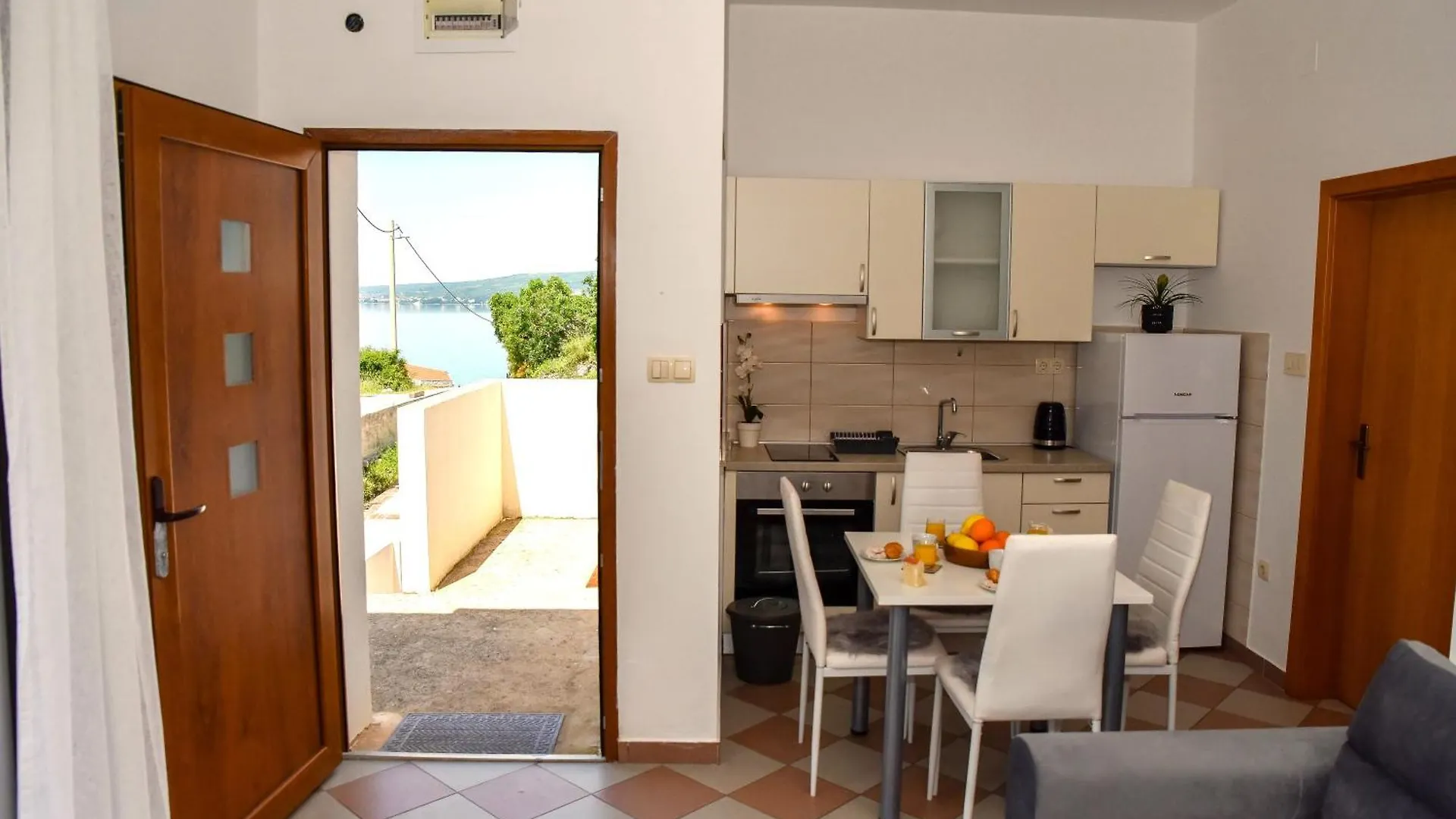Ibeach By Rok Apartment Новиград-Далмация